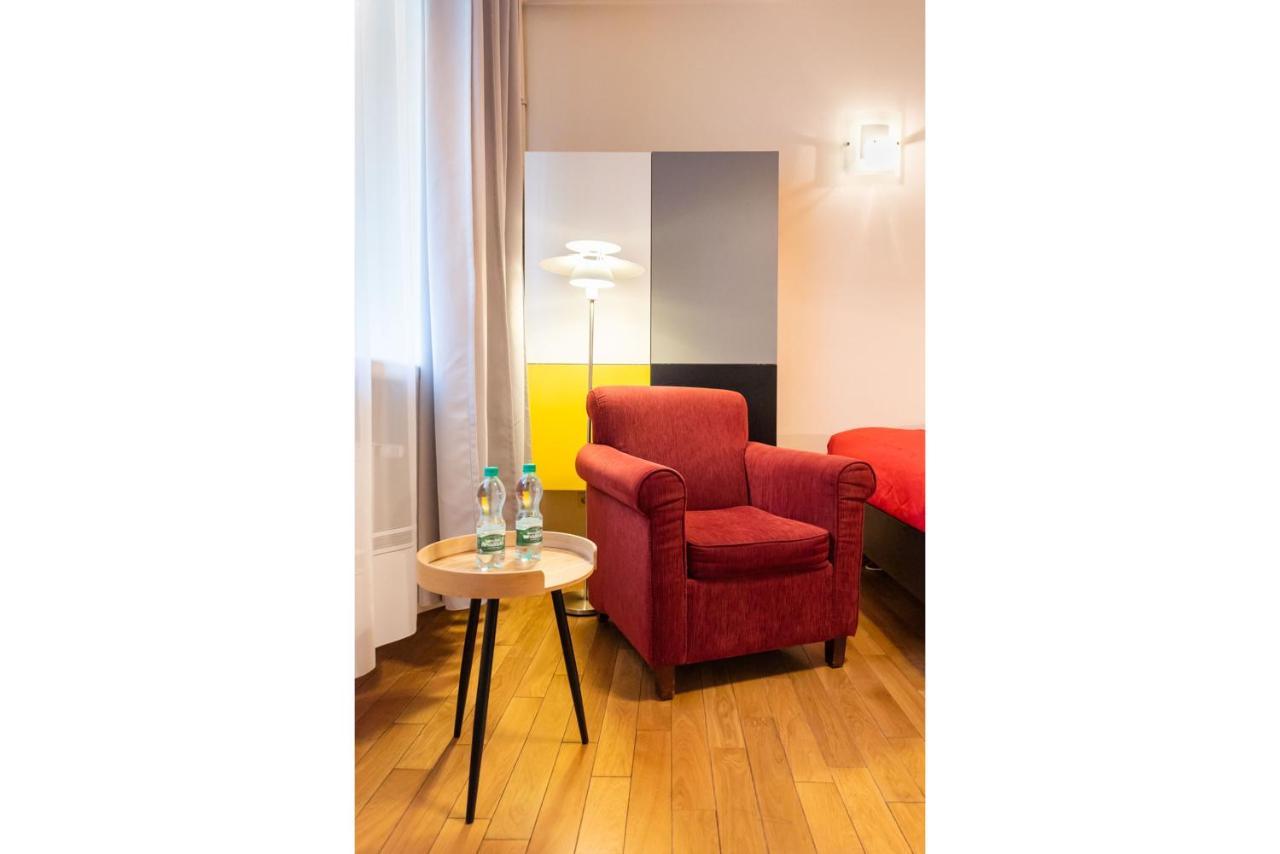 Ochota Rose Studio Warsaw Exterior photo